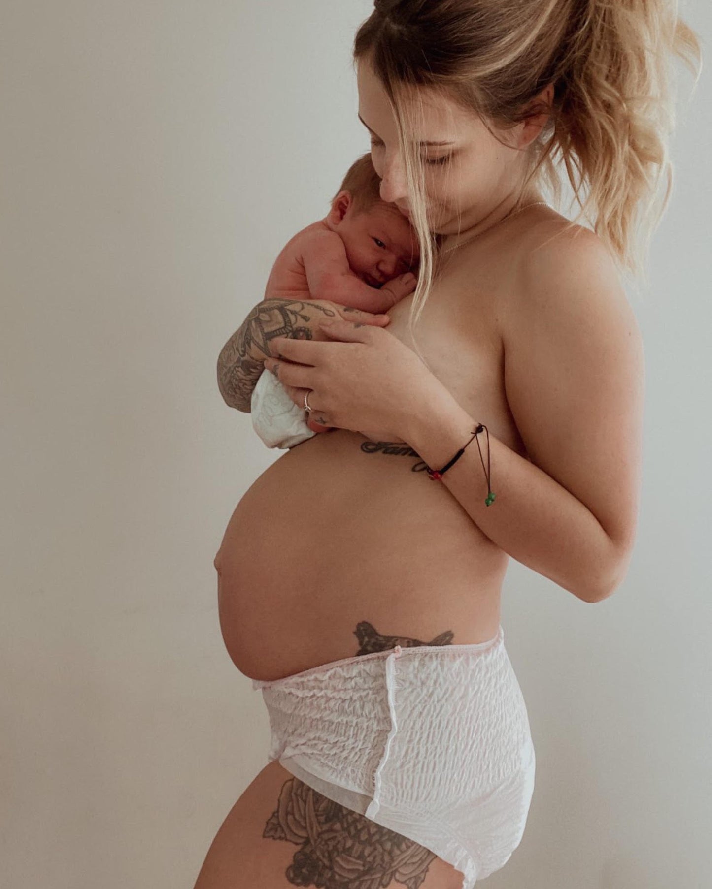 DISPOSABLE POSTPARTUM UNDERWEAR